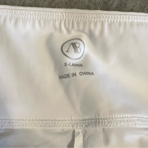 Addison Bay White and Yellow Pleated Tennis Skirt - Picture 5 of 5